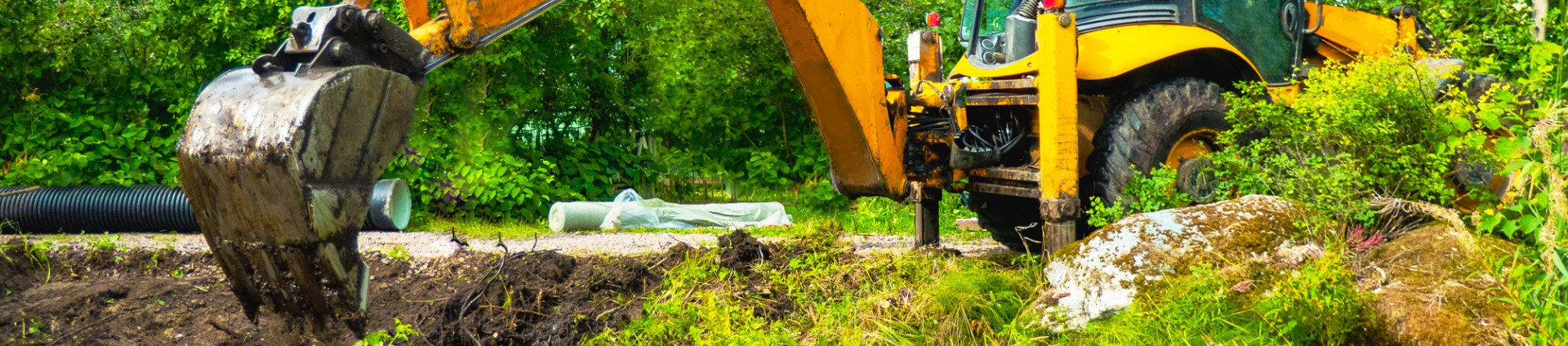 conduct-backhoe -banner